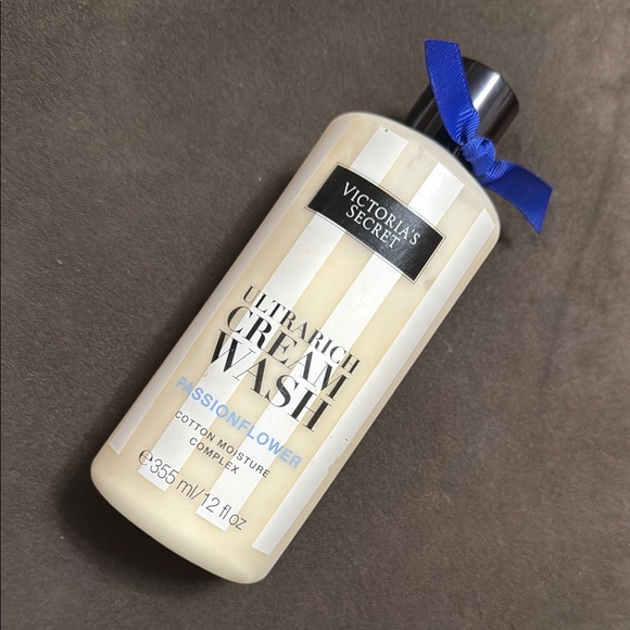 Victoria's Secret Other - Victoria's Secret Ultrarich Cream Wash Passionflower New Never Used